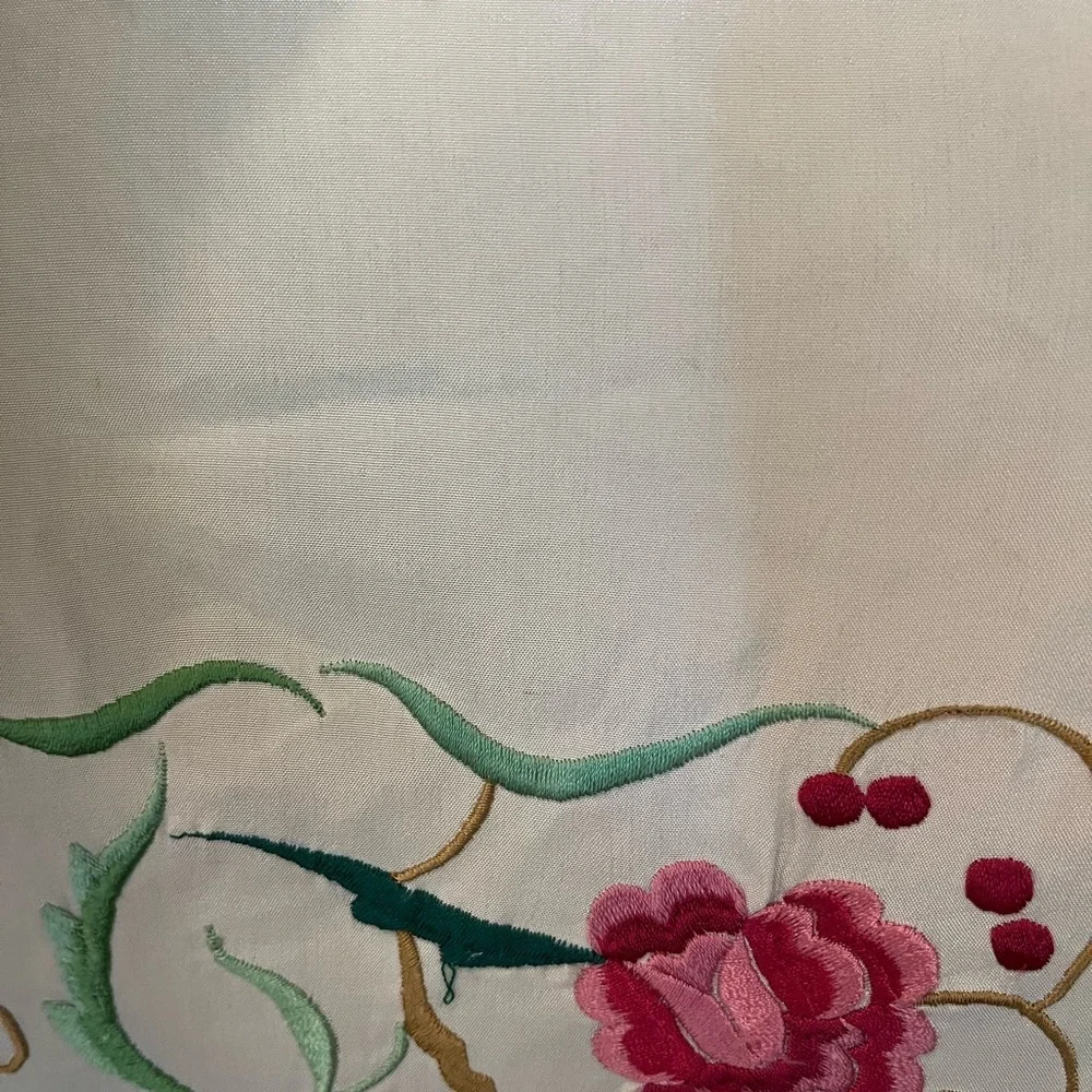 Vintage Japanese Silk Embroidered Manton Manila Piano Shawl